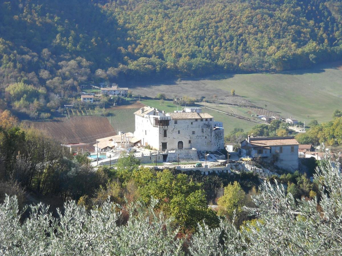 Castrum Resort Strettura Exterior photo